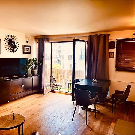 شقة Jolie 2 Pieces Avec Balcon Paris 15 Eme المظهر الخارجي الصورة
