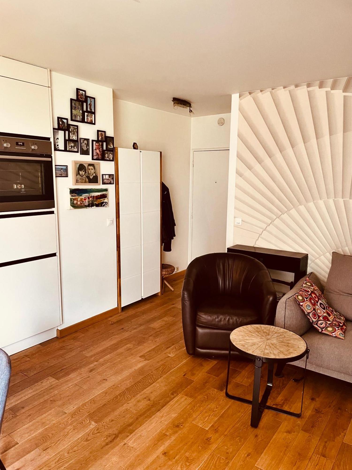 شقة Jolie 2 Pieces Avec Balcon Paris 15 Eme المظهر الخارجي الصورة