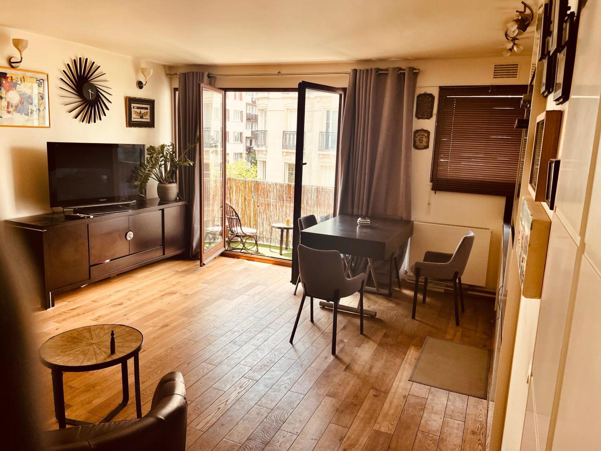 شقة Jolie 2 Pieces Avec Balcon Paris 15 Eme المظهر الخارجي الصورة