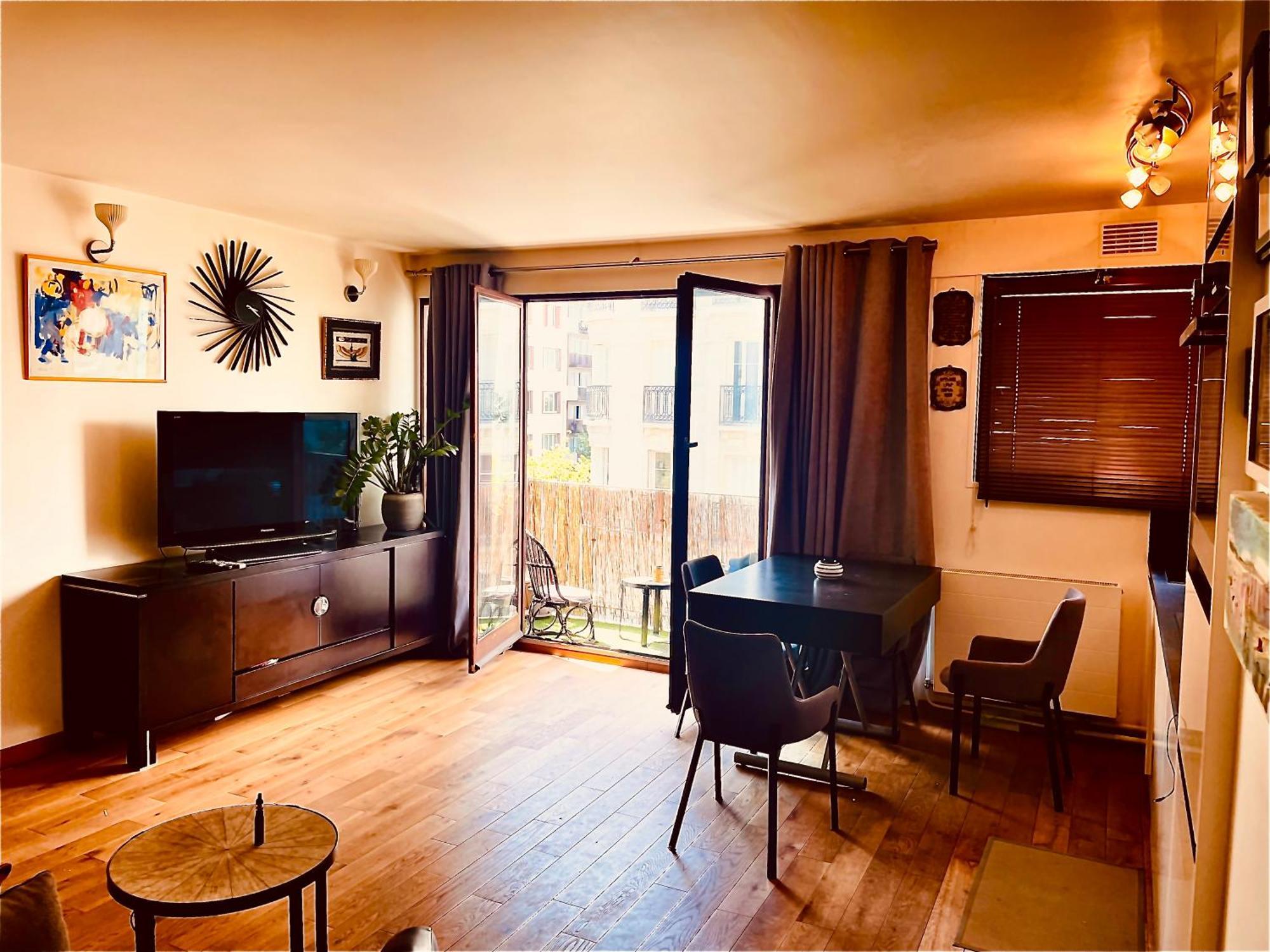 شقة Jolie 2 Pieces Avec Balcon Paris 15 Eme المظهر الخارجي الصورة